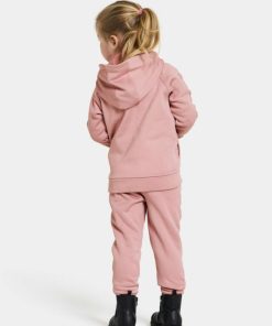 Perrybrooking.shopef8b875910 4